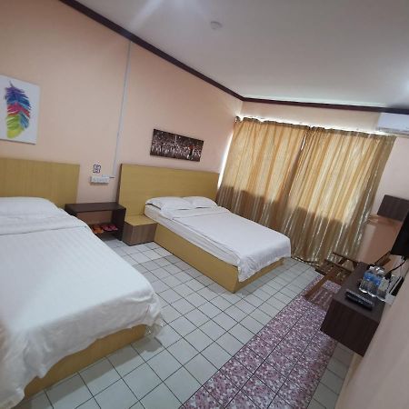 Indah Inn Тавау Экстерьер фото
