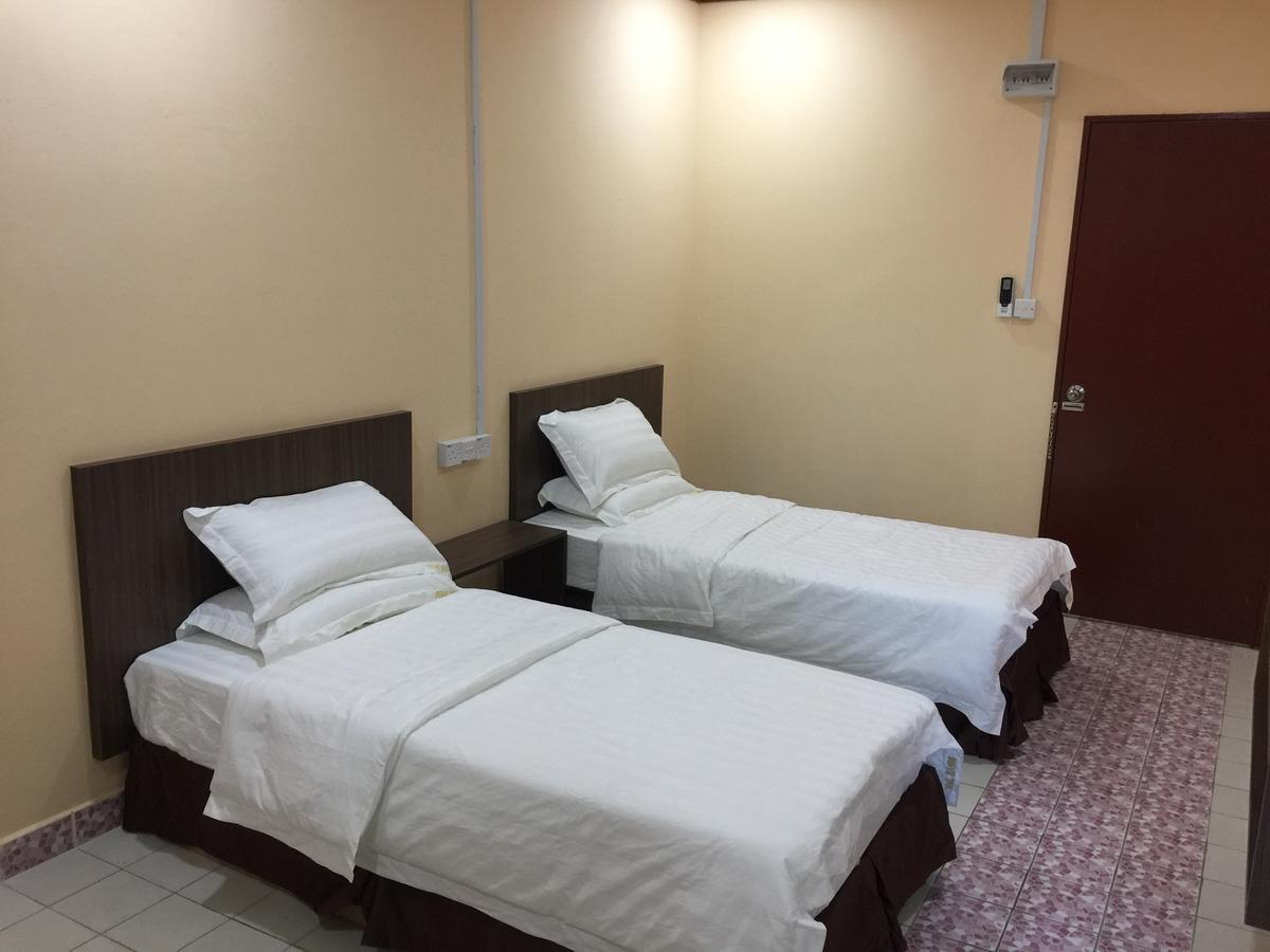 Indah Inn Тавау Экстерьер фото